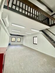 North Bridge Road (D7), Office #527424251